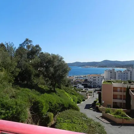 Le Lavandou, 3 Pieces, 6 Personnes - Fr-1-251-635 Apartment